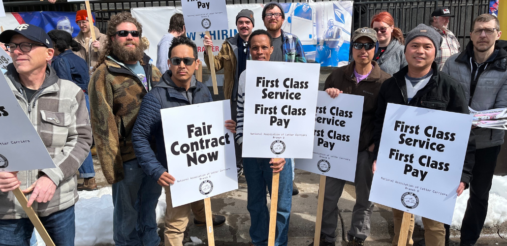 Viewpoint Minneapolis Letter Carriers Showed We're Ready to Fight—Time